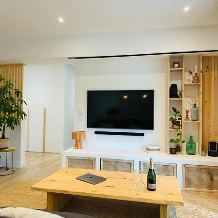 Spacieux T2 Decore Avec Gout